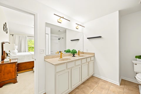 Tiny photo for 34W685 Roosevelt Avenue #B, St. Charles, IL 60174 (MLS # 12748447)