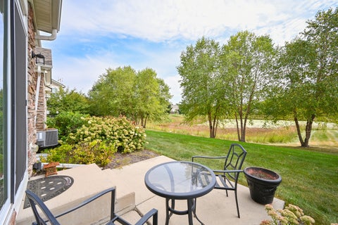 Tiny photo for 34W685 Roosevelt Avenue #B, St. Charles, IL 60174 (MLS # 12748447)