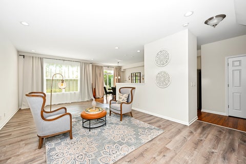 Tiny photo for 34W685 Roosevelt Avenue #B, St. Charles, IL 60174 (MLS # 12748447)