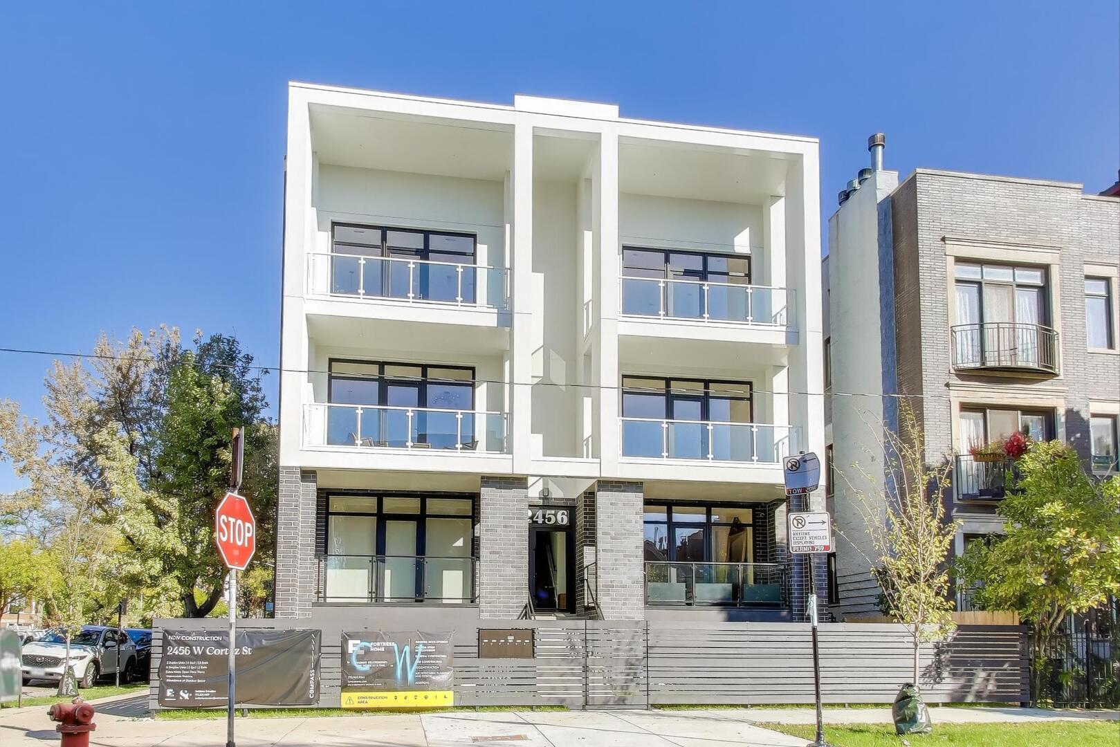2456 W Cortez Street 2E