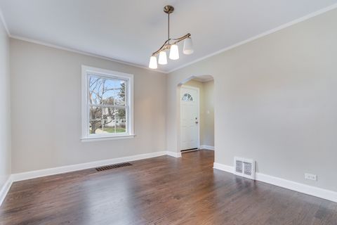 Tiny photo for 1319 Highridge Parkway, Westchester, IL 60154 (MLS # 12628813)