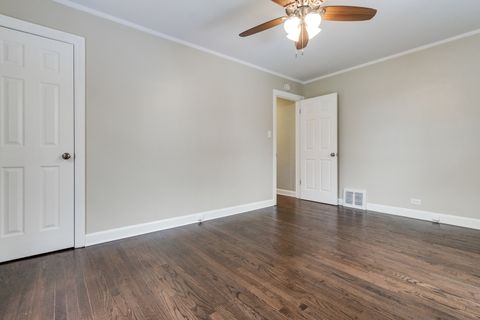 Tiny photo for 1319 Highridge Parkway, Westchester, IL 60154 (MLS # 12628813)