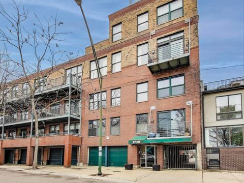 1740 N MARSHFIELD Avenue 30 Chicago IL 60622