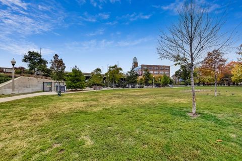 Tiny photo for 1740 N MARSHFIELD Avenue #30, Chicago, IL 60622 (MLS # 12403956)