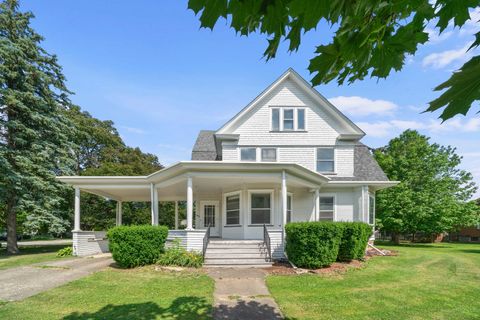 Tiny photo for 205 S Gage Street, Somonauk, IL 60552 (MLS # 12405084)