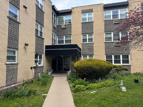 Photo of 1728 W FARWELL Avenue #107, Chicago, IL 60626 (MLS # 12643218)