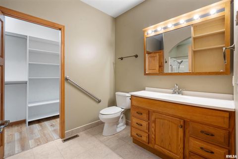 Tiny photo for 1101 2nd Street, Moline, IL 61265 (MLS # QC4268543)