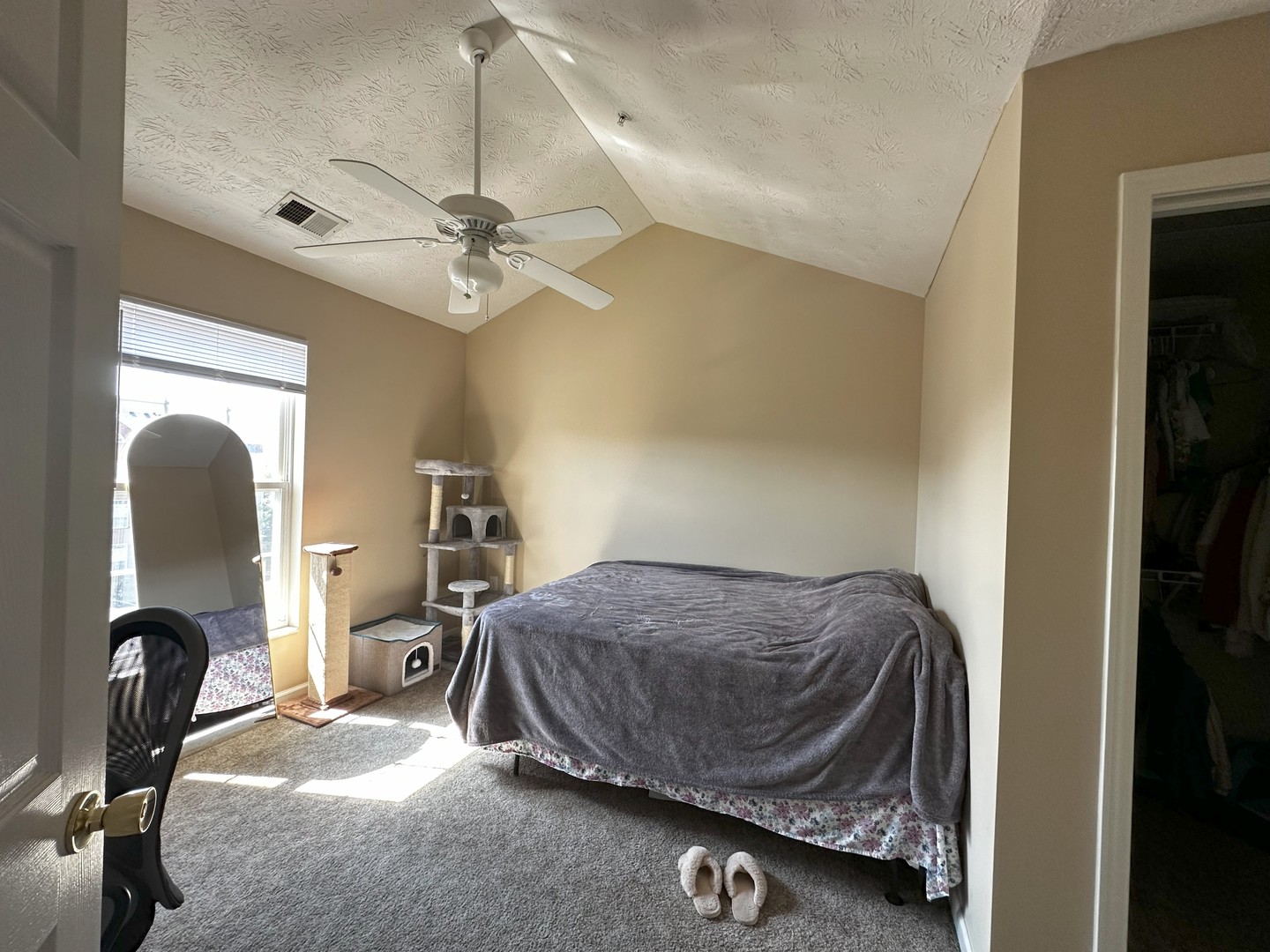 1901 N Lincoln Avenue 316
