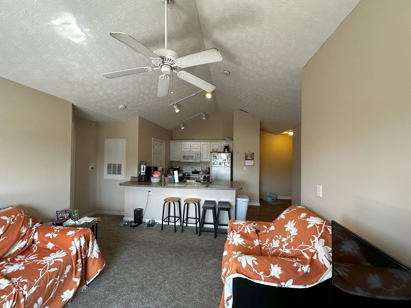 1901 N Lincoln Avenue 316