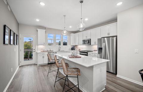 Tiny photo for 207 Mountain Interval Road #07230, Schaumburg, IL 60193 (MLS # 12630937)