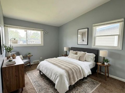 Tiny photo for 1133 Parkview Avenue, Chicago Heights, IL 60411 (MLS # 12553009)