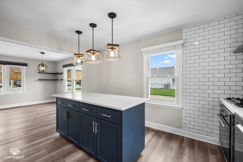 Tiny photo for 6907 W 111th Place, Worth, IL 60482 (MLS # 12732894)