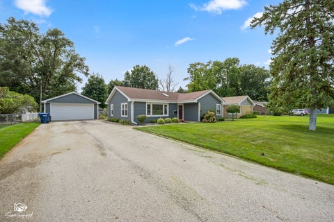 Tiny photo for 6907 W 111th Place, Worth, IL 60482 (MLS # 12732894)