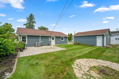 Tiny photo for 6907 W 111th Place, Worth, IL 60482 (MLS # 12732894)