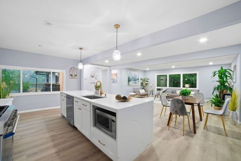 Tiny photo for 6411 Londonderry Drive, Cary, IL 60013 (MLS # 12687807)