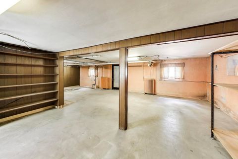 Tiny photo for 9100 Sheridan Avenue, Brookfield, IL 60513 (MLS # 12648518)
