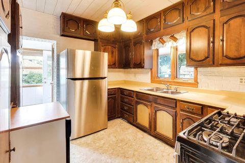 Tiny photo for 9100 Sheridan Avenue, Brookfield, IL 60513 (MLS # 12648518)