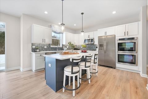 Tiny photo for 1162 Timber Oak Court, Yorkville, IL 60560 (MLS # 12523208)