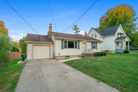 Tiny photo for 706 S Main Street, Yorkville, IL 60560 (MLS # 12487141)