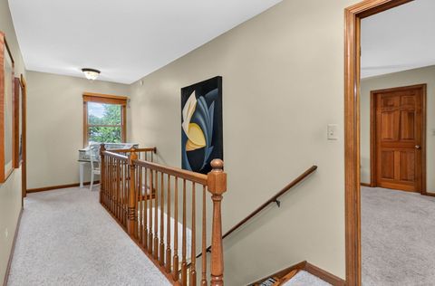 Tiny photo for 7806 Regency Grove Drive, Darien, IL 60561 (MLS # 12675491)