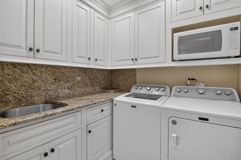 Tiny photo for 7806 Regency Grove Drive, Darien, IL 60561 (MLS # 12675491)