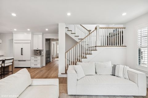 Tiny photo for 166 Park Avenue, Lake Forest, IL 60045 (MLS # 12478686)