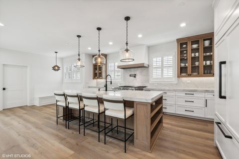 Tiny photo for 166 Park Avenue, Lake Forest, IL 60045 (MLS # 12478686)