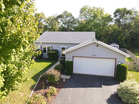 Photo of 735 Creek Bend Lane, Antioch, IL 60002 (MLS # 12488937)