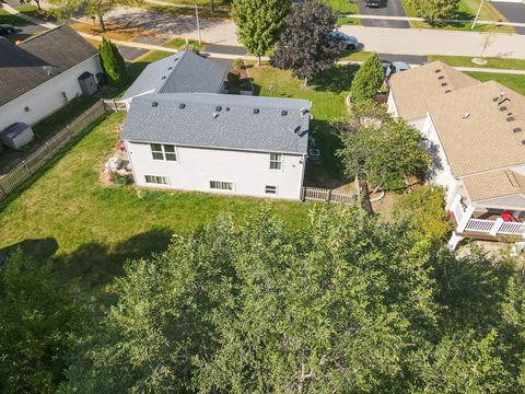 Tiny photo for 735 Creek Bend Lane, Antioch, IL 60002 (MLS # 12488937)