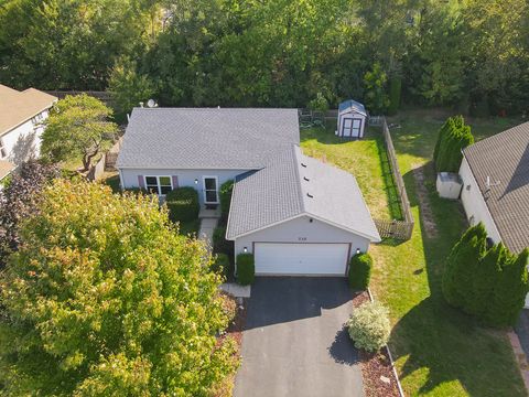Tiny photo for 735 Creek Bend Lane, Antioch, IL 60002 (MLS # 12488937)