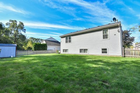 Tiny photo for 735 Creek Bend Lane, Antioch, IL 60002 (MLS # 12488937)