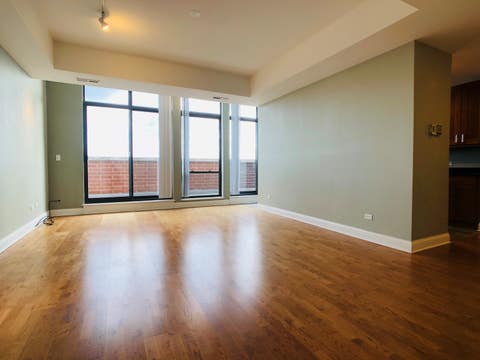 Tiny photo for 2272 S Archer Avenue #8B, Chicago, IL 60616 (MLS # 12713332)