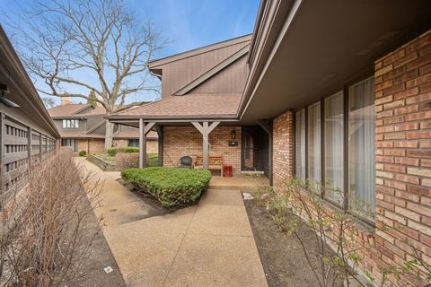 1925 Mission Hills Lane Northbrook IL 60062