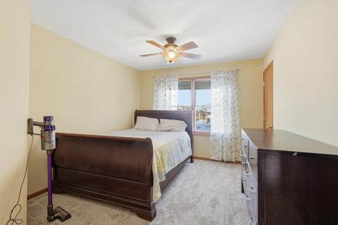 Tiny photo for 5805 Lorton Avenue, Davenport, IA 52807 (MLS # 100000038)