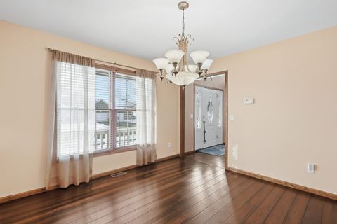 Tiny photo for 5805 Lorton Avenue, Davenport, IA 52807 (MLS # 100000038)