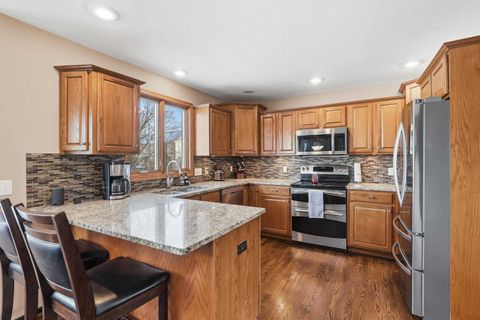 Tiny photo for 5805 Lorton Avenue, Davenport, IA 52807 (MLS # 100000038)