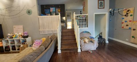 Tiny photo for 2600 S Scott Street, Des Plaines, IL 60018 (MLS # 12521605)