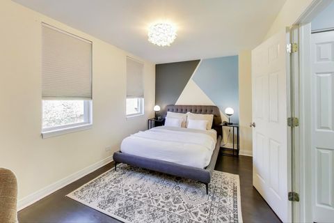 Tiny photo for 3645 W Cornelia Avenue #A, Chicago, IL 60618 (MLS # 12486790)