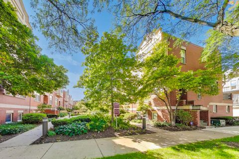 Tiny photo for 3645 W Cornelia Avenue #A, Chicago, IL 60618 (MLS # 12486790)