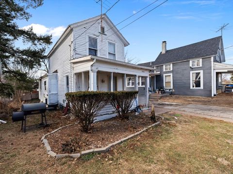 Tiny photo for 1816 Belle Avenue, Davenport, IA 52803 (MLS # 12553723)