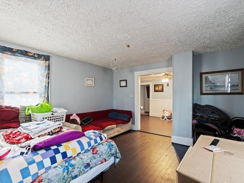 Tiny photo for 1816 Belle Avenue, Davenport, IA 52803 (MLS # 12553723)