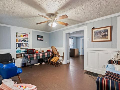 Tiny photo for 1816 Belle Avenue, Davenport, IA 52803 (MLS # 12553723)