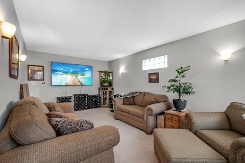 Tiny photo for 10445 S Avenue E Ave, Chicago, IL 60617 (MLS # 12629825)