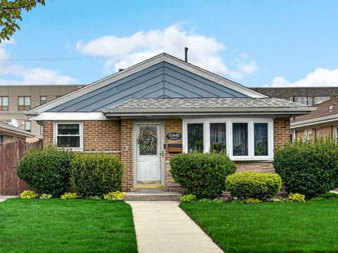 Photo of 10445 S Avenue E Avenue, Chicago, IL 60617 (MLS # 12629825)