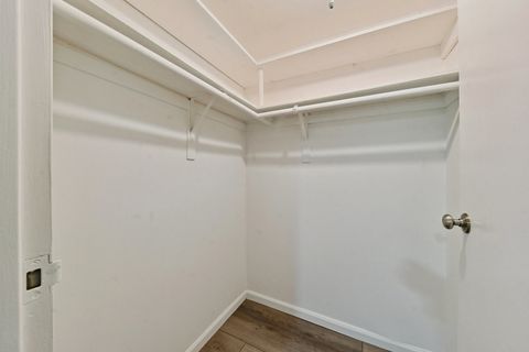 Tiny photo for 835 Ridge Avenue #103, Evanston, IL 60202 (MLS # 12561591)