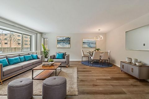 Tiny photo for 835 Ridge Avenue #103, Evanston, IL 60202 (MLS # 12561591)