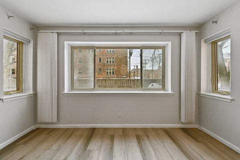 Tiny photo for 835 Ridge Avenue #103, Evanston, IL 60202 (MLS # 12561591)