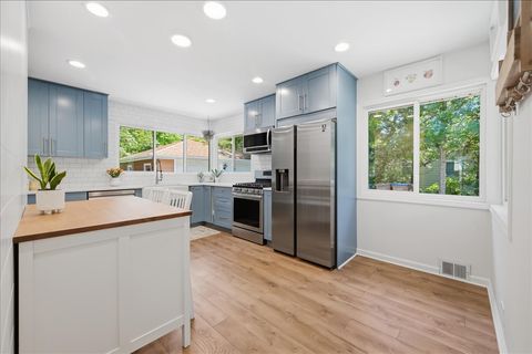 Tiny photo for 17W040 Oak Lane, Bensenville, IL 60106 (MLS # 12673456)