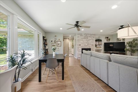 Tiny photo for 17W040 Oak Lane, Bensenville, IL 60106 (MLS # 12673456)