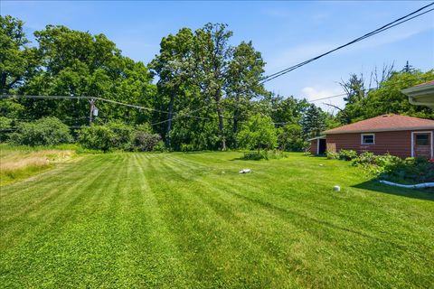 Tiny photo for 17W040 Oak Lane, Bensenville, IL 60106 (MLS # 12673456)
